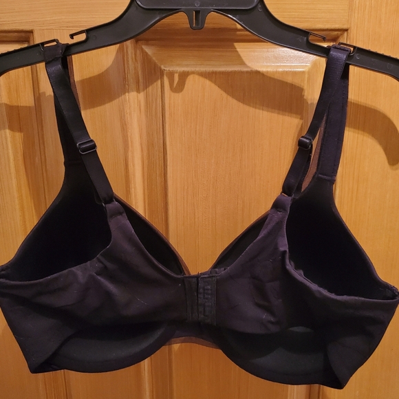 Bra 38D NWOT vanity fair black underwire lightly padded - Picture 6 of 6